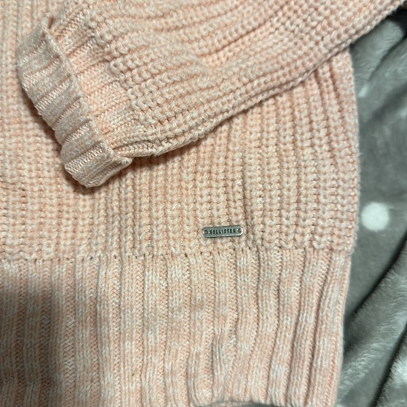 Hollister crop shaker knit sweater - Picture 2 of 3